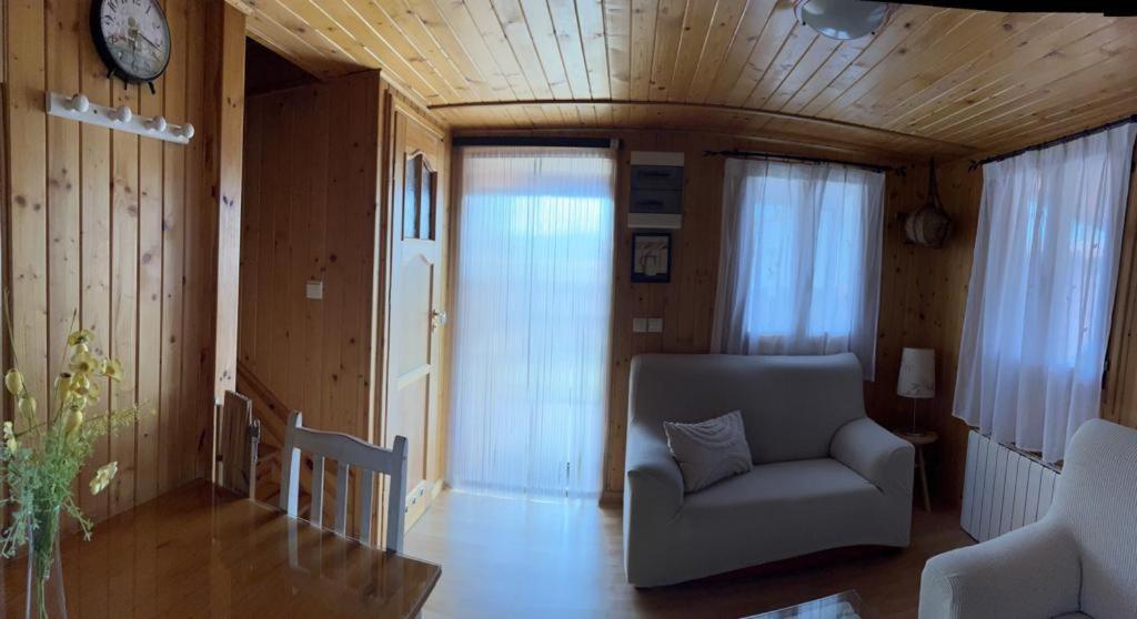 Cabaña de madera especial y acogedora Cardenete Exterior foto
